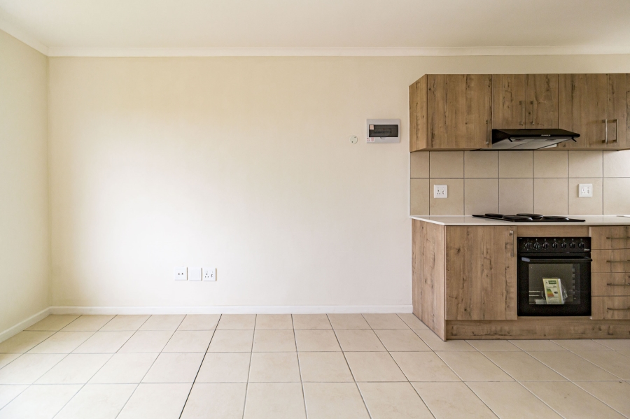 To Let 2 Bedroom Property for Rent in Stellendale Western Cape